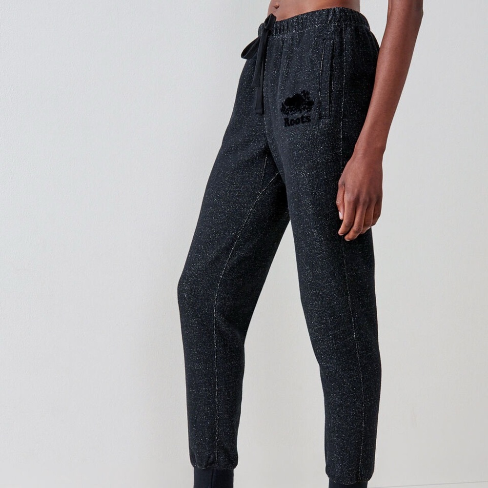 Roots Slim Cuff Sweatpants size Medium